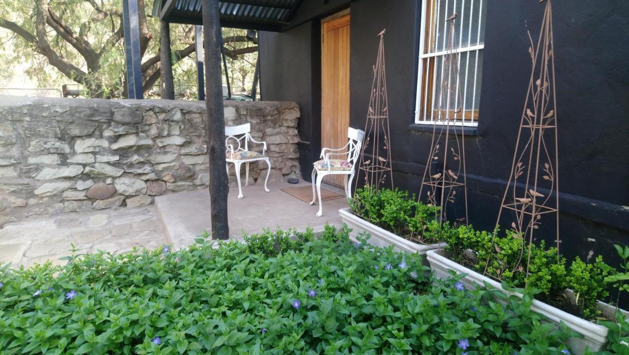 Black Cottage Smithfield Ngoại thất bức ảnh